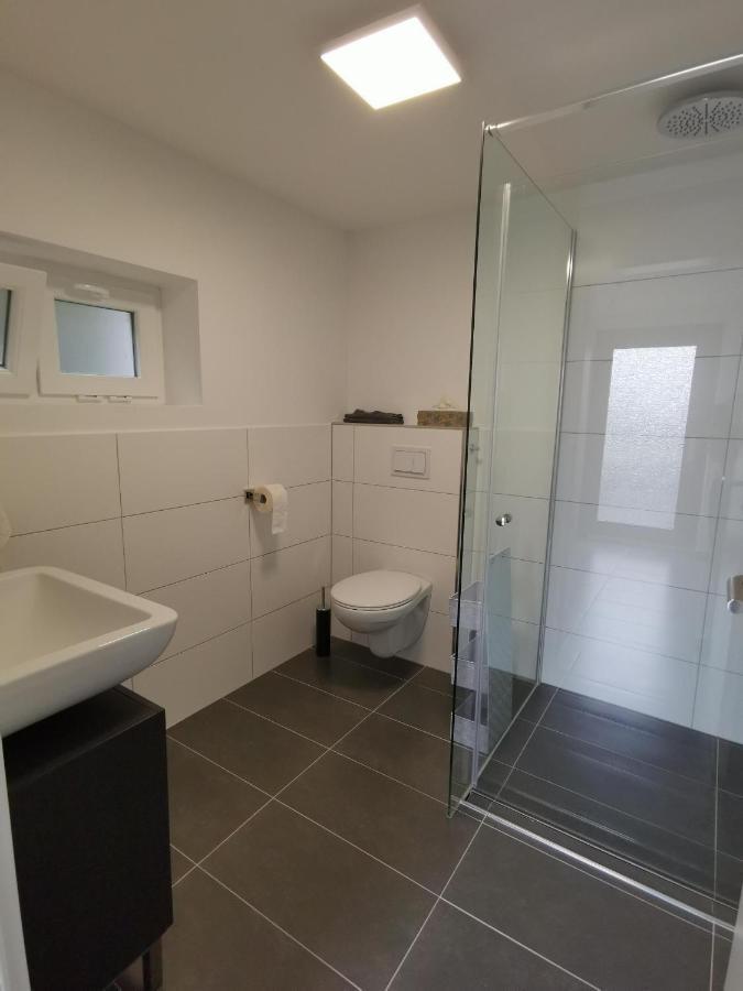 Moderne Wohnung Mit Terrasse Und Eigenem Zugang. Remscheid Dış mekan fotoğraf